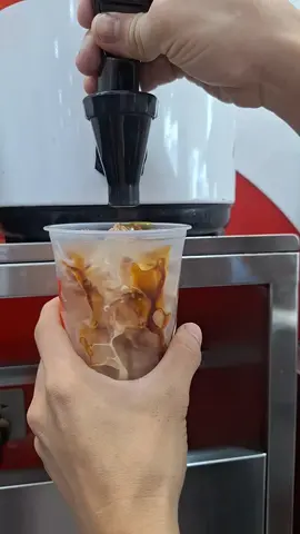 snow top aren milk tea🥰🥰 #momoyo #promomomoyo  #momoyoicecream #momoyoescream #momoyojumbo  #arwnmilktea #jelajahgajian 