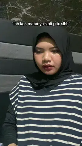 Padahal sipit itu kalo senyum buat meleleh lohh#fyp #xyzbca #masukberanda #4u #foryou #4upage #fypシ゚ #pov 