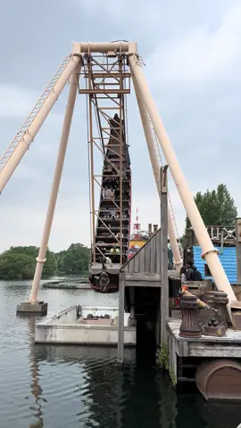 Bounty Pirate Ship @Drayton Manor 🏴‍☠️☠️⚓️ #draytonmanor #bounty #pirateship #fyp #tamworth 