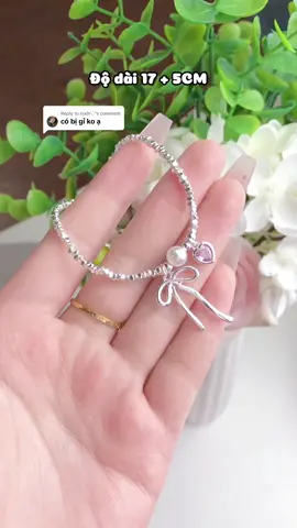 Replying to @nixih♡ Vòng tay đẹp từ chất liệu thép không gỉ, thích hợp để tặng bạn gái hoặc bạn thân đấy~🎀💕#pukbeauty #xuhuong #fypviralシ #xh #vongtay #giftideas 