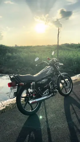 #CapCut #rxking #rxkingindonesia #cinematic #jamnaskalsel #rxkingbanjarmasin #2stroke 