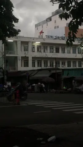 Đau lòng lam em oi..