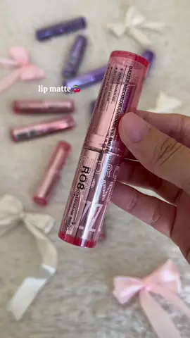 Dazzle Me lip color chrome 🎀 ೀ   ˚  ·   ˚   ෆ  .    ᗢ· . ·   　˚.     ༘ ೀ｡　　⊹ - ·　. . ✧ ﾟ ₊˚ʚ · . · #dazzleme #lippies #lipmatte #lipglaze #makeup #review 