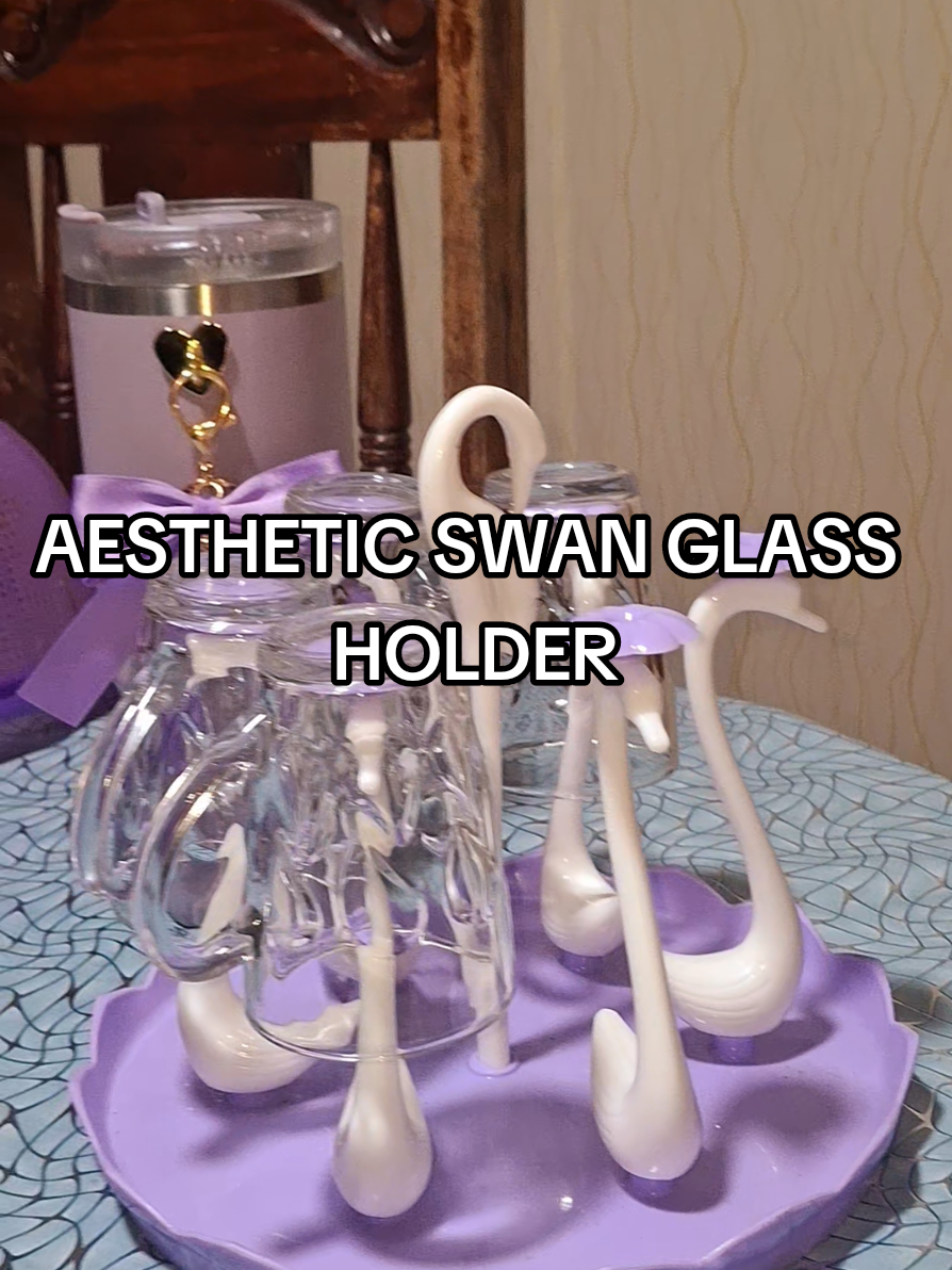 AESTHETIC GLASS HOLDER PLASTIC!