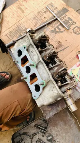 Suzuki Mehran head geskit change#automotive #machanic #tipoftheday #usa🇺🇸 