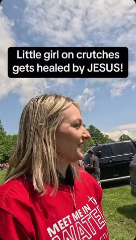 This TESTIMONY reminds me of so many biblical stories. JESUS HEALED HER 😭🙌 She pressed through the crowd (watching the video I felt terrible that I had no idea she was chasing me) but Jesus did and he spun me right around to intercede in faith that she IS HEALED and she was! Oh how good our God is! Thank you JESUS, we praise your holy name! #jesussaves #healinginjesusname #miracles #testimony #proofgodisreal #jesusisking #healing #healed #testimonies #glorytogod
