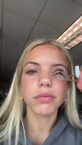 Be my mirror thanks #thanks #fypシ #hi #naturallashes #grandelash
