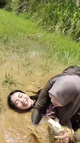 sarung neng Yuli copot