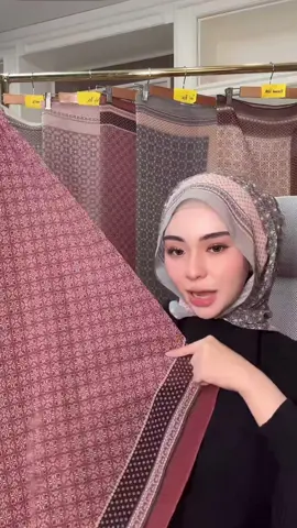 New release, shawl printed by deara.  #shawlprinted #shawlchiffon #deara #fyp #masukberanda 