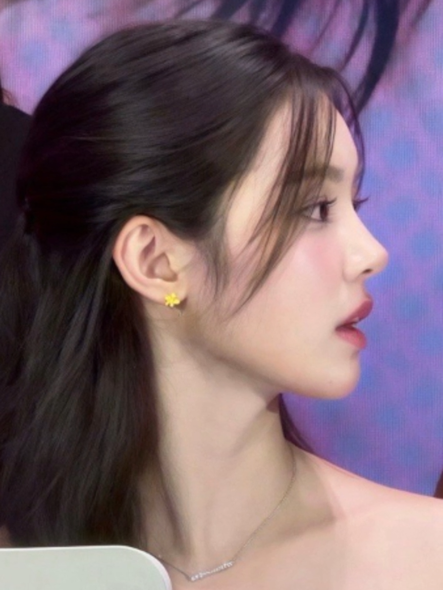Side profile Yuha😭🥰 Princess Yuha🩷🎀 #YUHA #H2H #hearts2hearts #sm #smentertaiment  #foryoupage #fyp