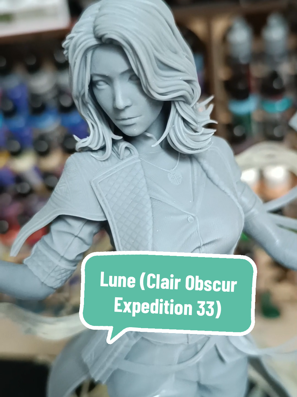 Après Maëlle (j'ai d'ailleurs commencé la peinture, le visage est déjà terminé 😆), voici Lune 🥰 Le modèle a également été fait par Neko Figurines Imprimé sur l' @Anycubic Official Photon Mono M7 Pro  #lune #maelle #gustave #sciel #clair #obscur #clairobscur #expedition33 #DIY #goty2025 #ps4 #videogame #impression3d #3dprint #figure #figurine 
