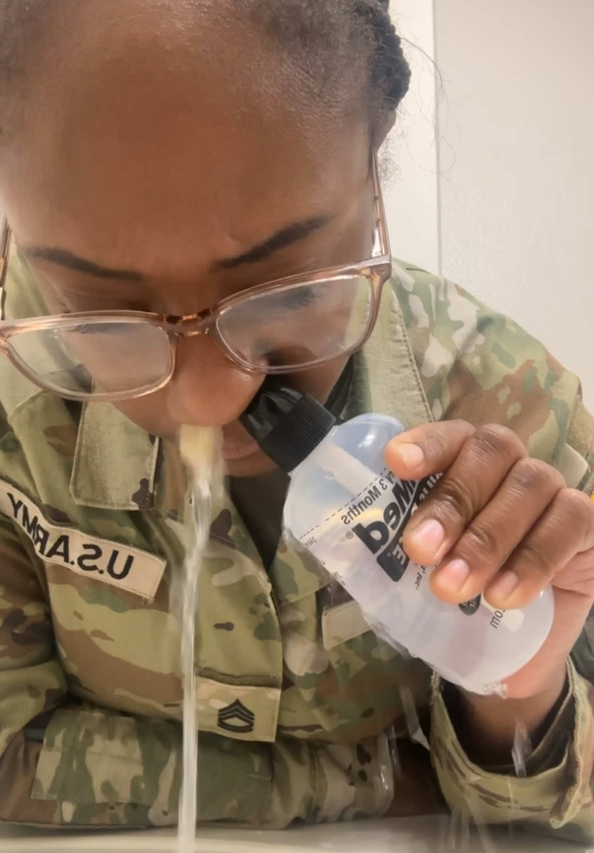 Today, I’m smelling the color purple. It smells lovely #fyppppppppppppppppppppppp #sinusrelief #sinus #neilmed #sinusrinse #functionalendoscopicsinussurgery #icanbreatheagain #sinusitis #congestion #fyp #military 