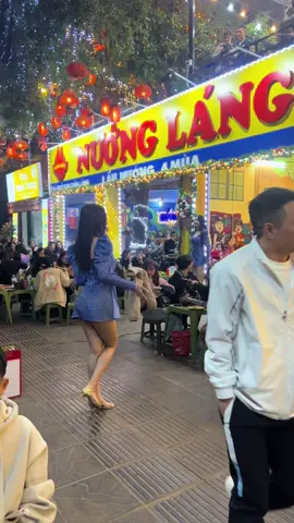 Nghe bản nhạc này tôi nhớ Hạ Long trong lòng Hà Nội 🤣 #trending #fyp #xuhuong #dancer 