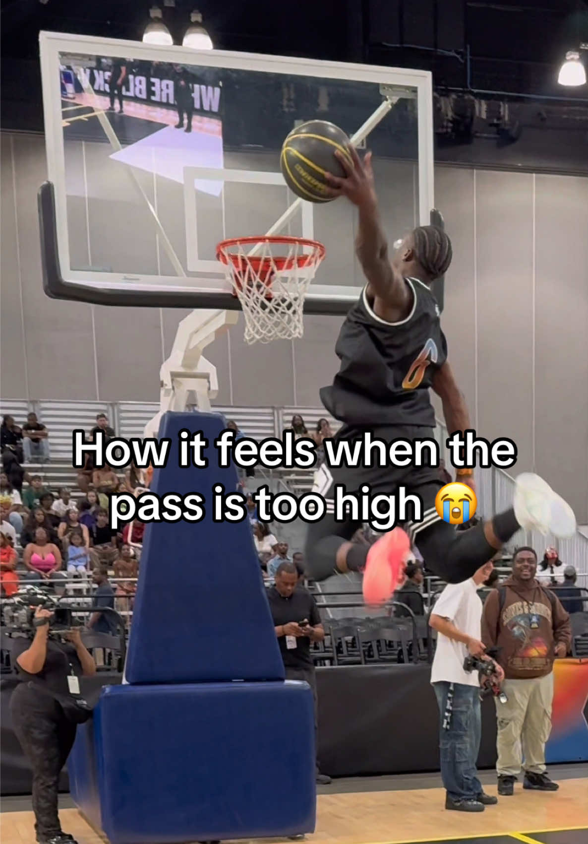 Space Jam IRL is crazyyy 😂😂 #hamilt0njr 
