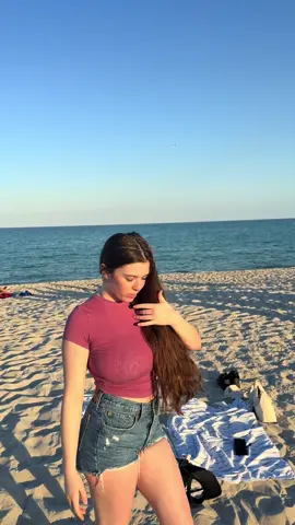 Beach days>>>