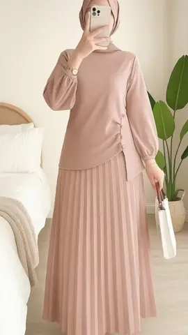 FELIA SET ROK PLISKET SETELAN WANITA BAHAN KAOS KNIT ASTER LD 110-120CM ROK PLISKET LP 80-100 PANJANG 90CM #FeliaSet #RokPlisketGemoy #KnitAsterNyaman #SetelanCewekHits #OOTDStylish #KaosKnitCantik #RokPlisketViral #OutfitNyamanModis #FashionWanita2025 #FeliaFashion