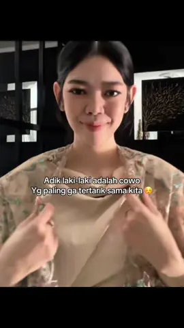 Langsung tambah ga mood yah mereka Melihat tingkat kaka nya Yg cantik 🤣🫂 #saudara #saudarakandung #adik #kaka #adikkaka #sayang #sedar #mood #gamood #tingkah #gajah #takadayangsepertimu #core #pov #foryou #4u #cowok #adiklakilaki #kakakperempuan 