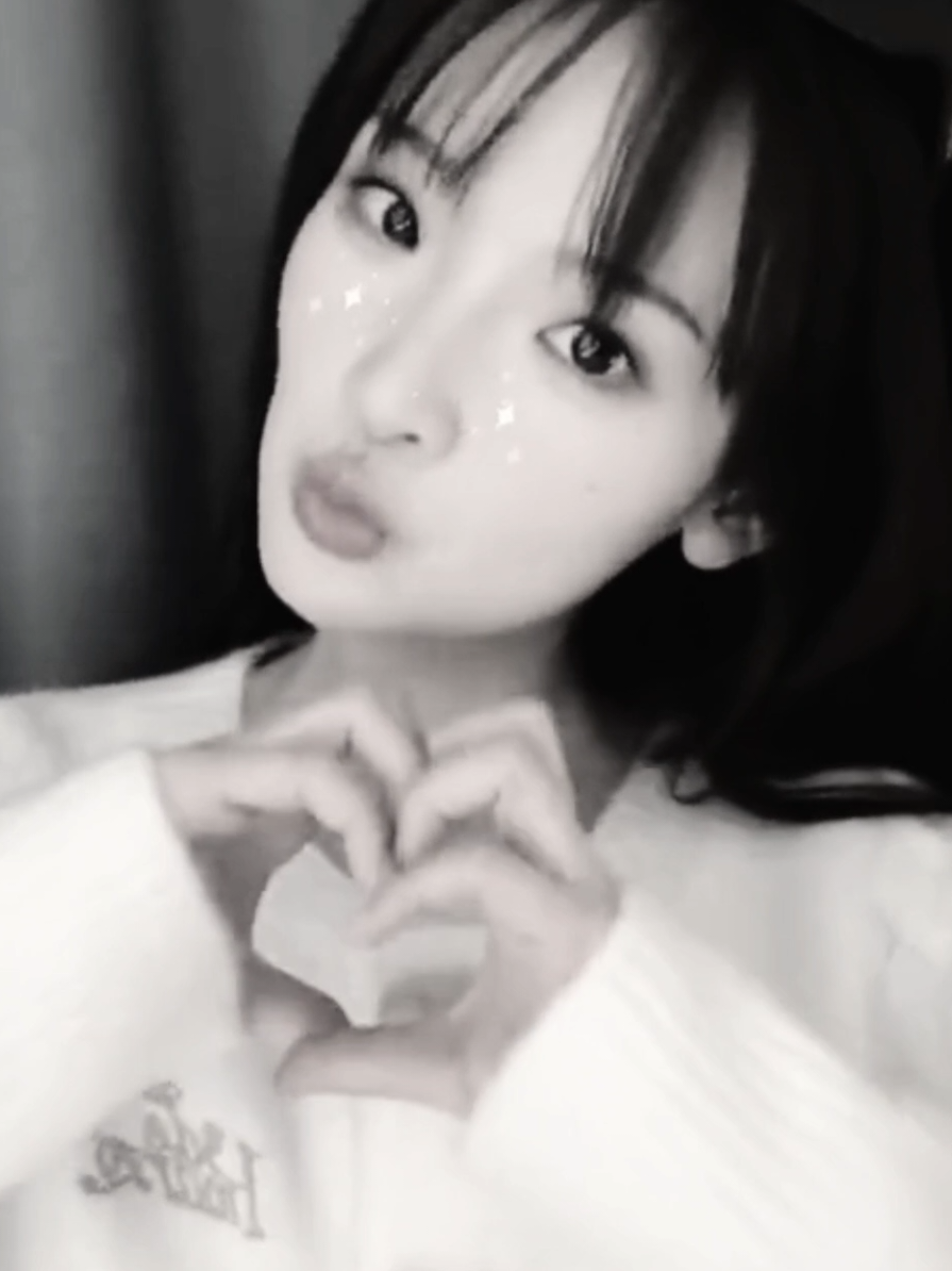 #Zhang_Miaoyi #Miaoyi #تشانغ_مياويي #مياويي #الصين #مالي_خلق_احط_هاشتاقات #tiktok #fyp 