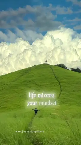 Life mirrors your mindset. It’s your thoughts that determine your reality, not the other way round. Everything starts from within. 💌💌💌 Share this with someone you love! @manifestationpillars ✨✨✨   #dailyquotes #dailyreminder #change #Love #self #selflove #SelfCare #positivemindset #innerwork #innerpower #empowerment #innerstrength #nevergiveup #believe #believeinyourself #grow #spiritualgrowth #fyp #manifestation #lifelessons #growth#tips#manifestingabundance #healing #beauty #manifestyourdreams #createyourlife#lifequote