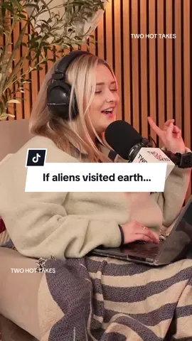 The warmest of welcomes to the aliens #podcast #twohottakes #redditreadings 