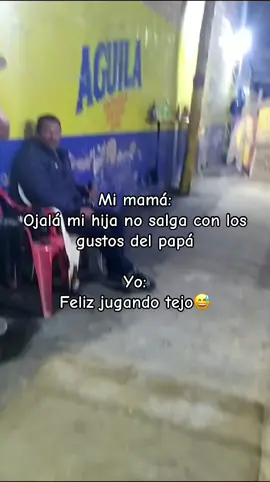 Feliz jugando tejo💪🍻
