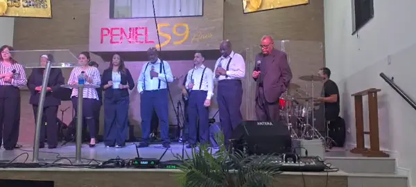 Apresentação Som Maior Adoradores 🎶 Quero ser, Senhor!🎵 No culto de celebração dos 59 anos da Igreja Batista Peniel, tivemos um momento especial de louvor e adoração! Acompanhe nossa agenda aqui pelo Instagram! Você é o nosso(a) convidado(a) para a próxima apresentação. #Gospel #Igreja #SMAdoradores #Louvor