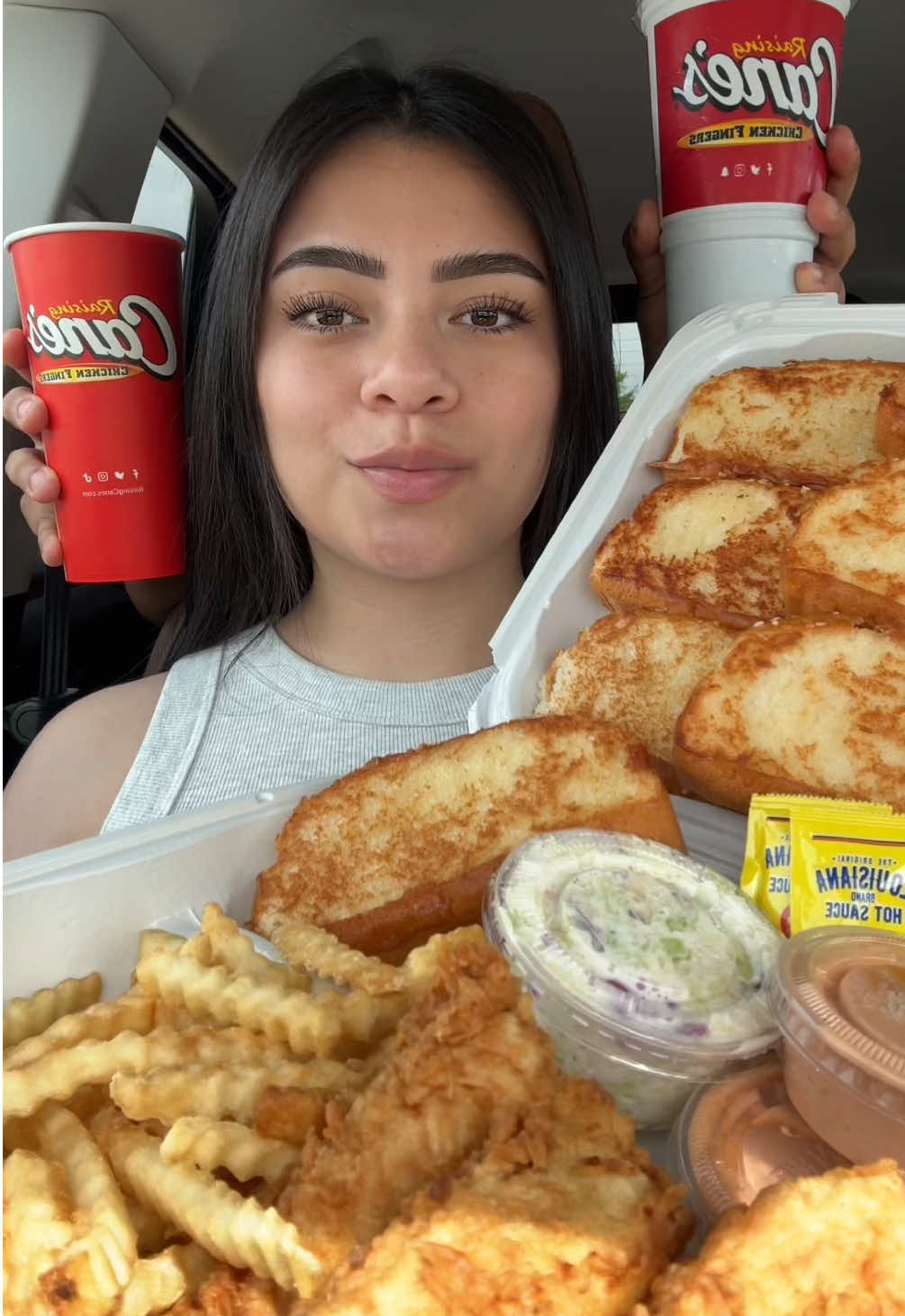 @Raising Cane's MUKBANG 🍗🍟 #raisingcanes #canessauce #canesmukbang #canes #mukbang #asmr #fypシ #fyp #fypage #viral #crunchy #fries🍟 #usa #eatwithme 
