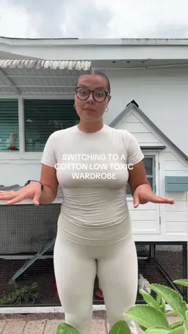 I am obsessed with this cute cotton lounge / gym set!! 😭 I don't typically wear things like this but I want to start 