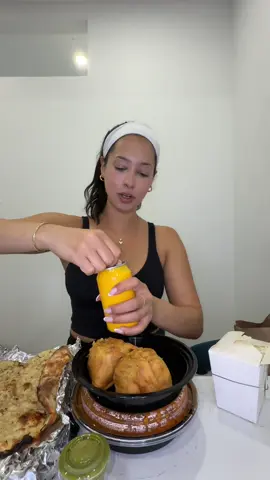 Indian food Milan and chatting about moving + love island 🫶🏽 #indianfood #mukbang #eatingshow #loveislandusa 
