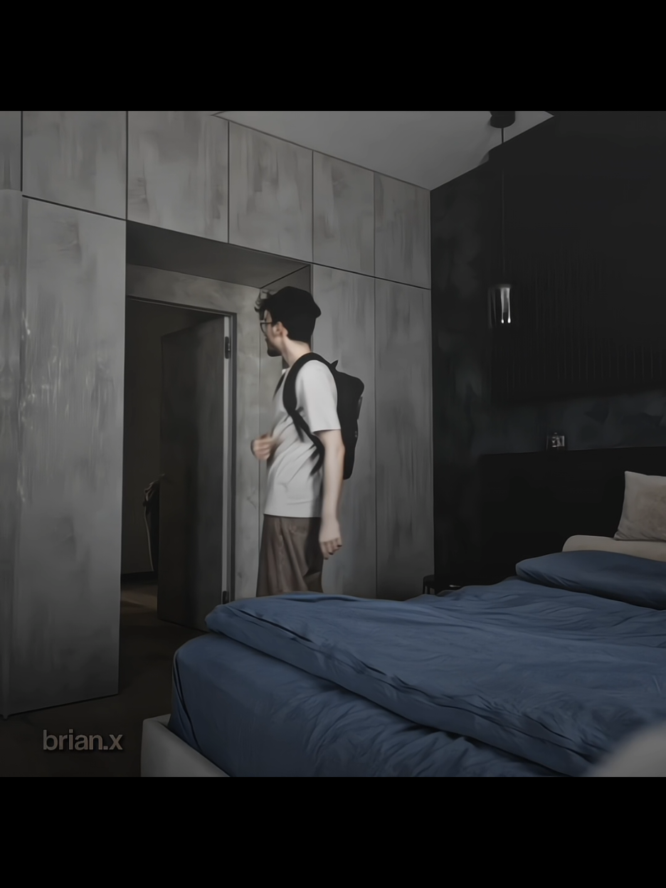 #THEBRIANMAPS Наверное пора признаться?Я ненавижу все,что я делаю.Меня тошнит от собственных работ.Ощущение,что я не развиваюсь в плане монтажа.Мой монтаж это только коды для АМ и все по туториалам.Я не могу спокойно смотреть на свои 