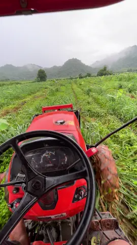 #អាត្រាក់ទ័រ #គួរយន្តចាស់ៗសុំរាប់អានផងមេៗ🌾♥️ 