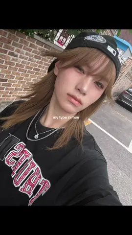 just HER. #doeun #youngposse 
