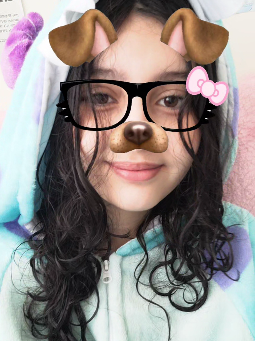 Eu olhando para aquela menina que é bonita, legal e que tem personalidade própria💖🐰 #PrincesaAlicinha  #MelzinhaMelGames  #DetonaAnderson 