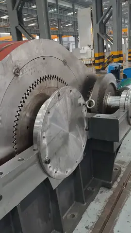 Can you guess the torque of this three ring gearbox? #gearbox #ratio #gearunits #transmission #gear #shaft #industrial 