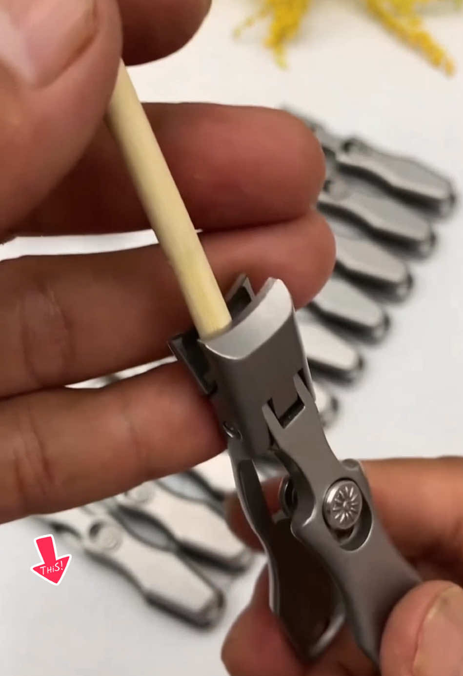 Sharp and good looking nail clippers.quick trimming of any nails! easy carrying on the go! #nails #clippers #gift #tiktokmakemebuy #tiktokmakemebuyit #fyp #foryou #manicure #amazonfinds #goodthing #nailclippers #ingrowntoenailremoval #ingrownnail #alatingrownnail #ingrownnail😢😰 #ingrowntoenail