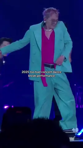 similar dance?? 🤍 #gdragon #kwonjiyong #빅뱅 