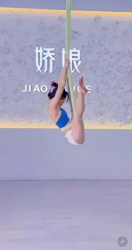 Uốn lượn #fyp #xuhuongtiktok #nhacxuhuongtiktok 