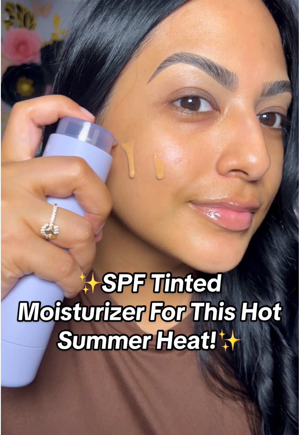 ☀️@Fenty Beauty Hydra Vizor Huez Tinted Moisturizer SPF30☀️ #summermusthaves  . . . . . #fentybeauty #sunscreen #tintedmoisturizer #spfmakeup #spf30 #translucentpowder #pressedpowder #bundledeals #rhianna #luminous #darkspots 