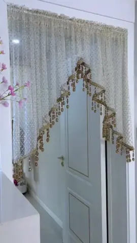Half section door curtain