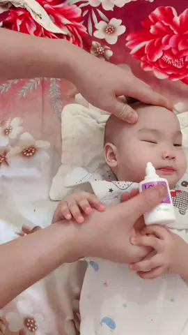 Từ nhày có nhỏ mũi điều hoà lovie bé nhà mình trộm vía đỡ khụt khịt khò khè hẳn #nhomuidieuhoa #nhomuichobe 