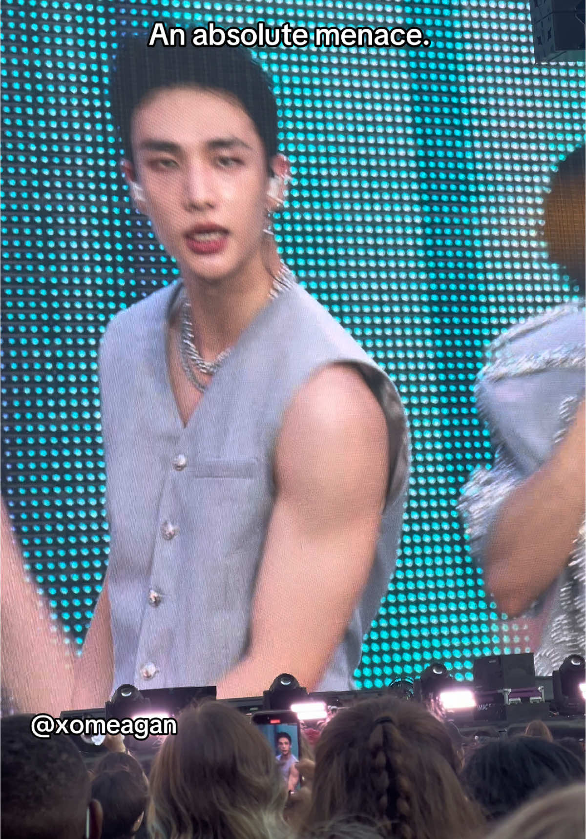 Hyunjin is a MENACE. #dominateworldtour #skz #kpop #ATL #straykids #hyunjin 