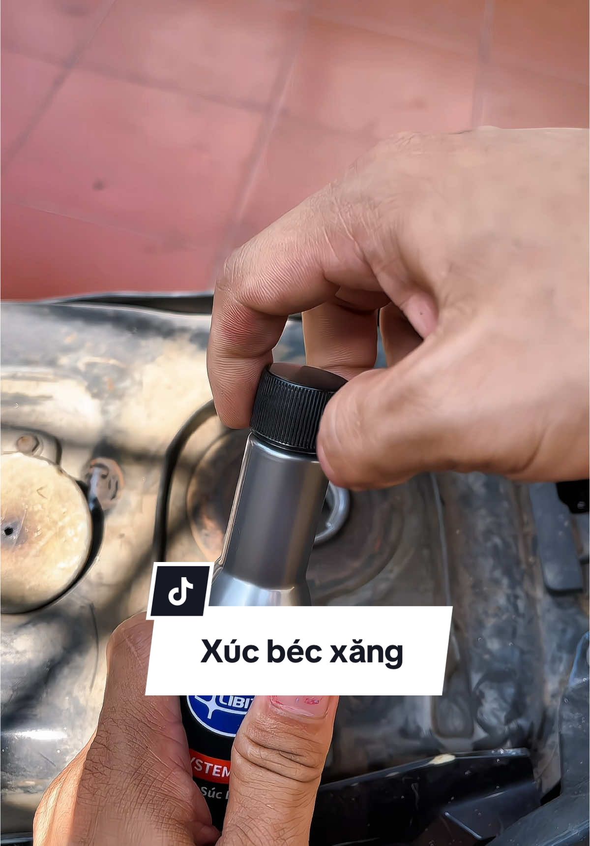 Chai vệ sinh kim phun buồng đốt, xúc béc xăng. #xucbecbinhxang #vesinhkimphunbuongdot 