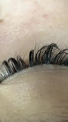 Sao mà làm như này vẫn dám nhận khách hay vậy ta #xuhuong #noimichuyennghiep #noimidephanoi #beautylashes 