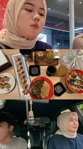 mari menjadi pasangan yang bahagia dan tenang. kalo lelah kita jalan-jalan, kalo bosen kita makan enak. semoga rezeki kita mengalir dari mana saja💓✨ @user 