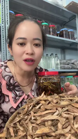 Đau nhức nhiều đặt biệt tê và nhức đau thần kinh toạ áp dụng 2 loại này #daunhucxuongkhop #tetay #thankinhtoa #thiennienkien 