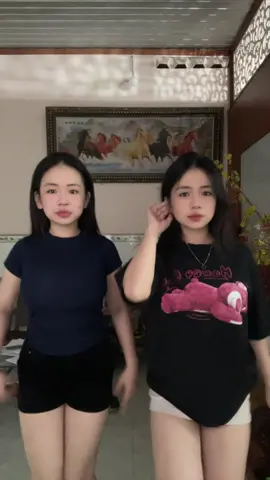 Đen hay xanh 