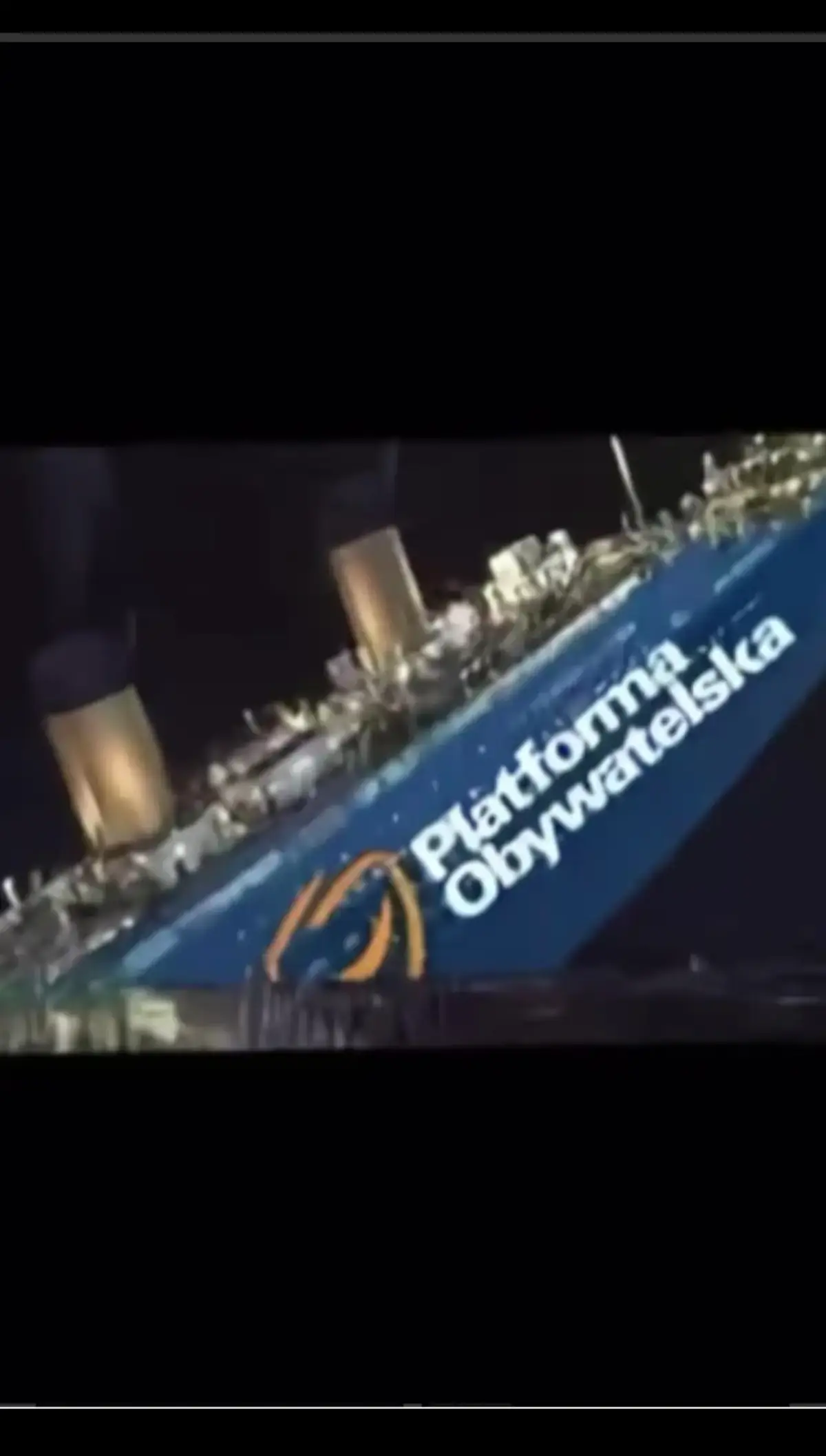 this song and this Titanic is very funny 😂