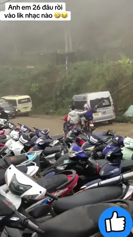 Ae 26 cỡ này còn 25 cỡ nào 😂😂#vairalvideo #w #wave #wave125 