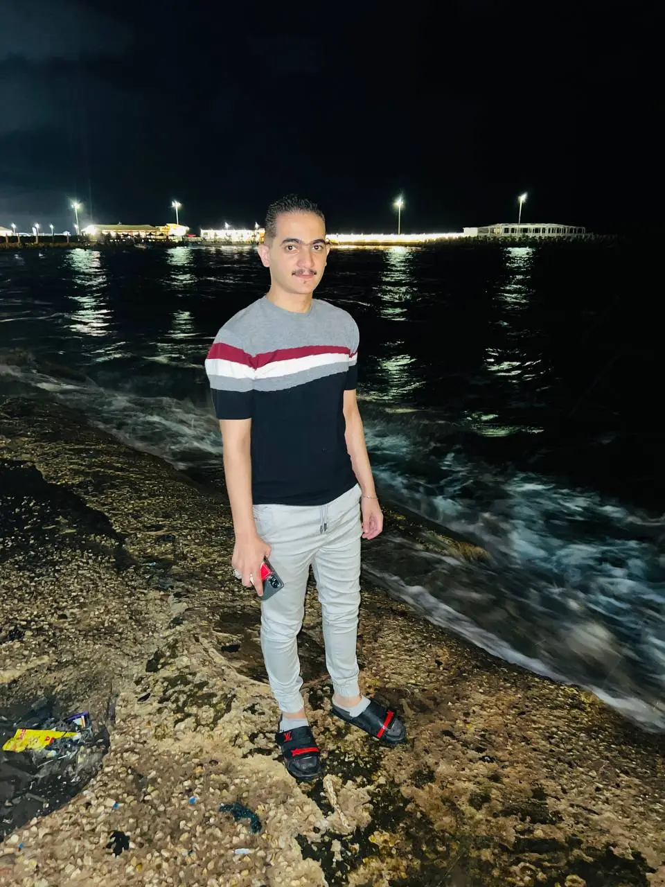 وقت ظلامك تعرف نجومك ✨🫵
