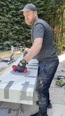 2.7m slab, needed a 1.65m sink shelf. Was meant to cut it solo, naturally. Terrifying stuff — every cut felt like I was defusing a bomb. Slab was standing on edge against a wall, and one kind soul gave me a hand getting it flat. Rest of it? All me. One wrong move and it could’ve snapped in half. But somehow… it didn’t. Turned out alright in the end — you be the judge. #tilermanchester#tilingwork #smtilingtools #mitretile #happydays #slabcutting  #uktrades #tileinstaller #fyp #smtilingtools 